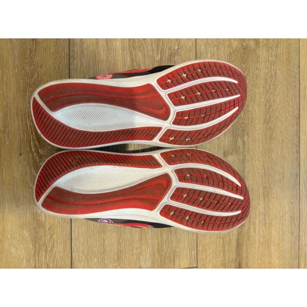Nike rubber left